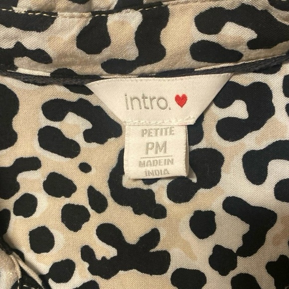 Leopard Print Blouse - Picture 3 of 5